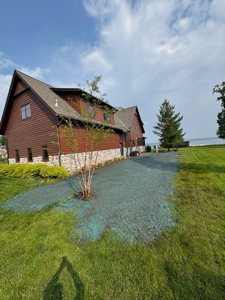Gallery photos for Erlandson Hydroscapes Transforms Woodland Retreat: Image #2