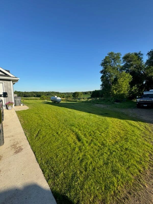 Gallery photos for Lush Lawn Transformation by Erlandson Hydroscapes: Image #3